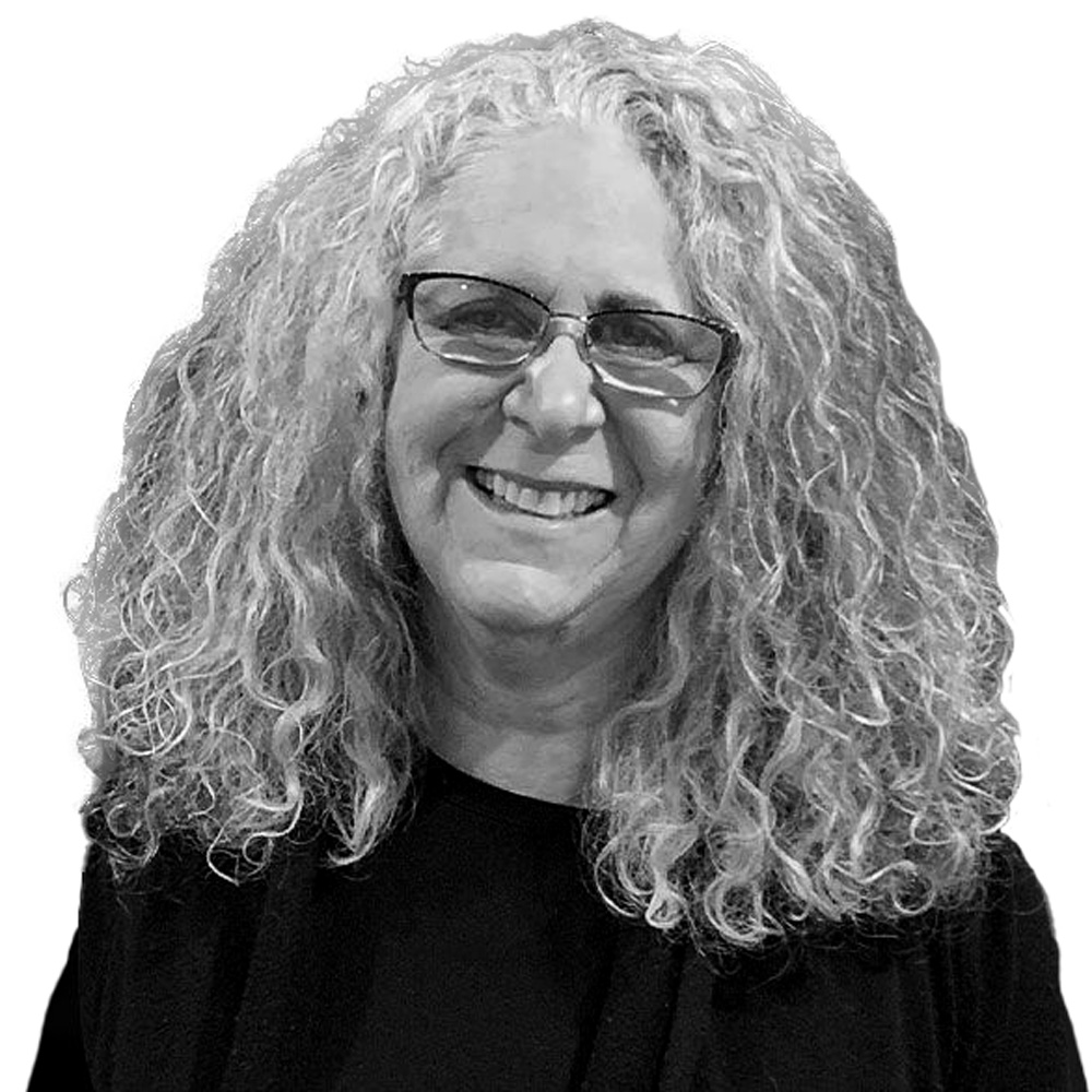 Leslie Wolfe