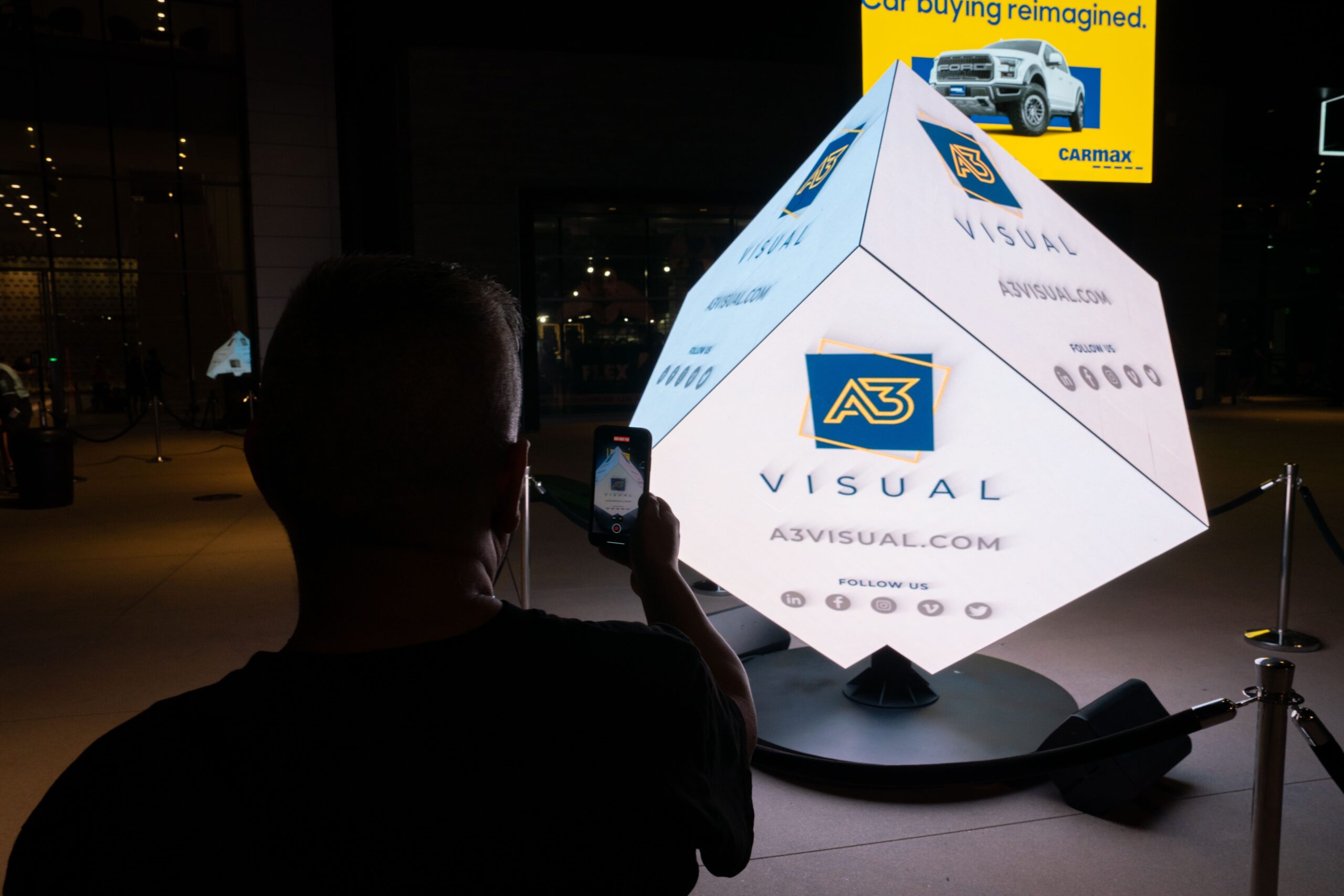 Image gallery marquee