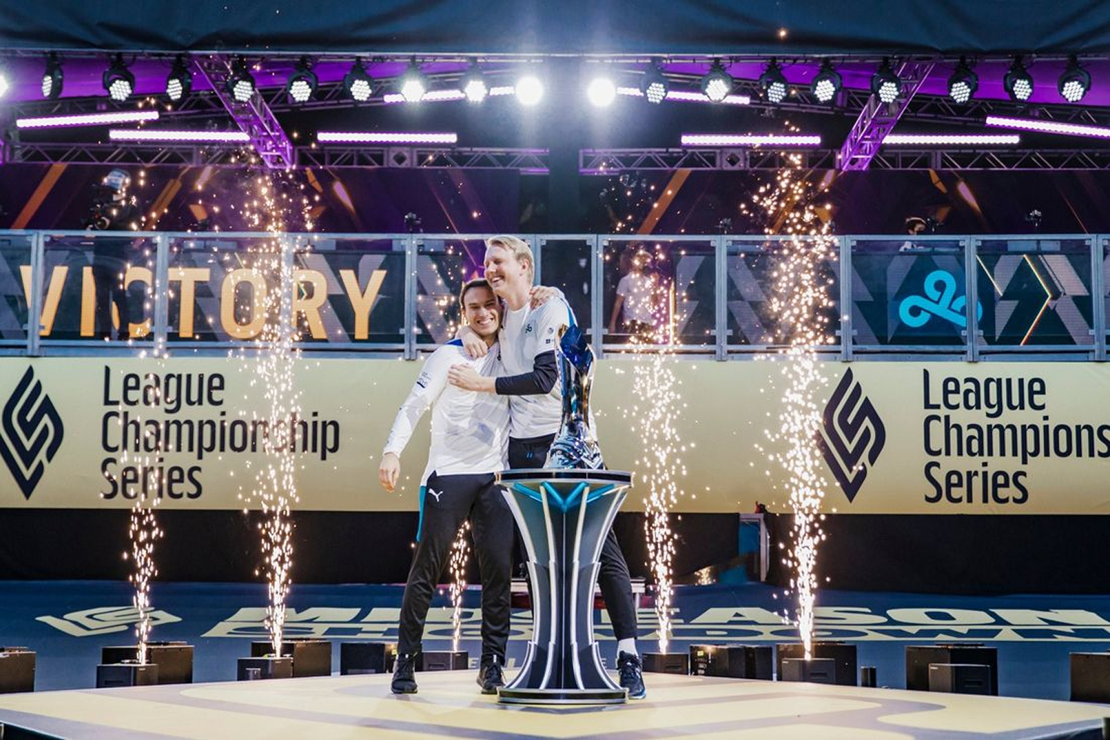 Riot Games LCS banner 01