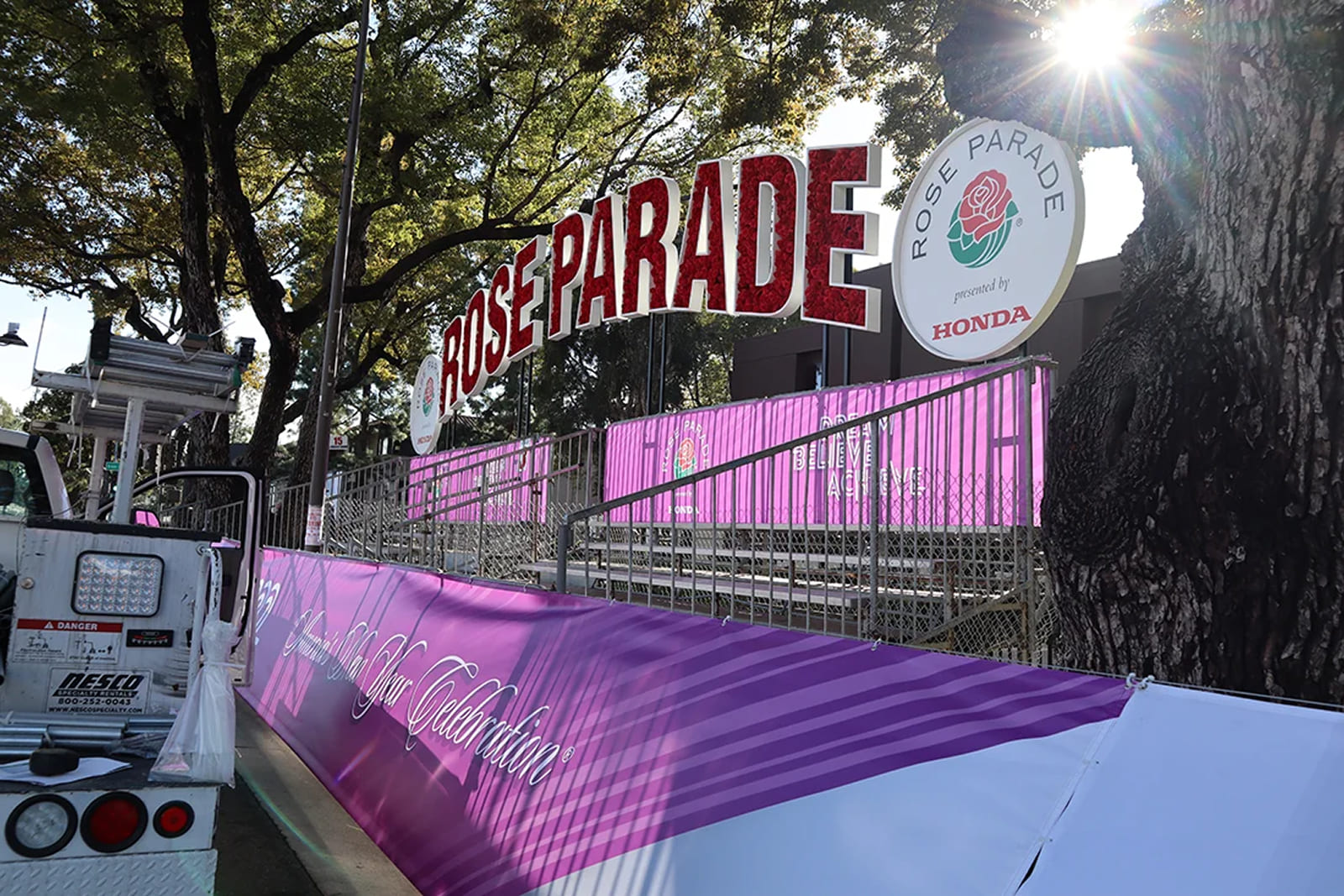 Rose Bowl Parade & Game 4